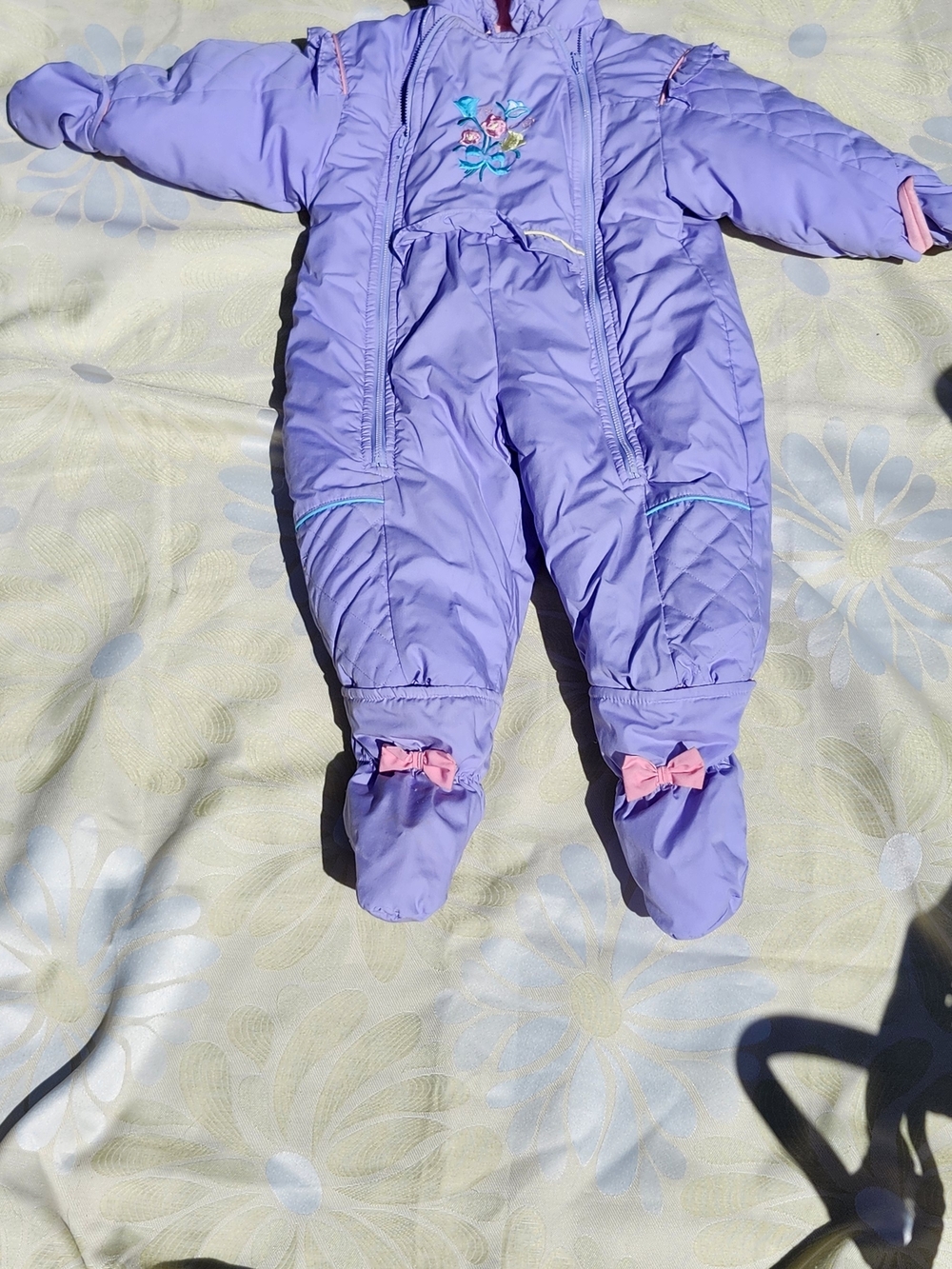 Snowsuit - Picture 2 of 5